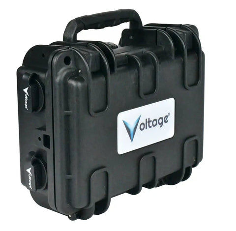 No Nonsense Waterproof Battery Box With Dual SAE Connectors For 12 Volt Gel Or Lithium Packs side view with handle.