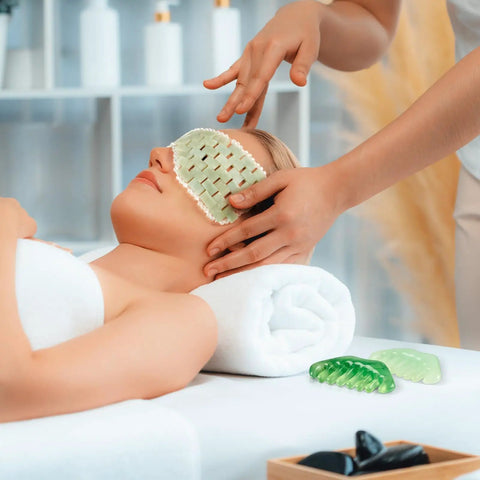 Cooling Jade Eye Masks And Hair Comb Set 4 Piece Facial Massage Tools For Puffiness Relief And Relaxation Jade Stone Eye Masks With Scalp Comb Gua Sha Style Beauty Tools For Home Spa Chill Self Care, woman using jade eye mask