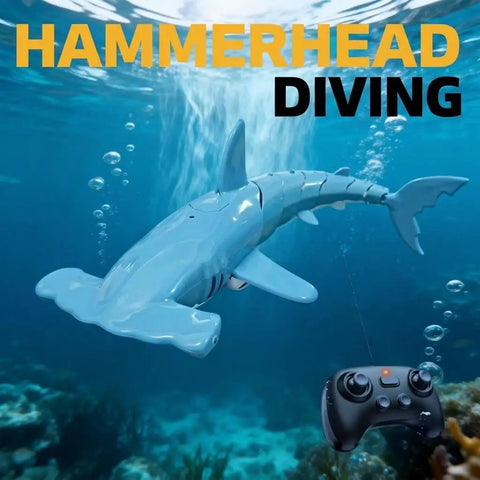 2.4G Remote Control Hammerhead Shark RC Toy With Water Spray Diving And Tail Swing Action 6.7 Inch Bionic Shark Model underwater.