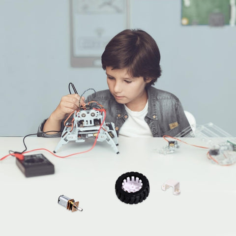 Child building a robot with 2 Sets Mini DC Gear Motor Kit With Rubber Tire Lightweight Reducer Motor For DIY Projects And Educational Experiments
