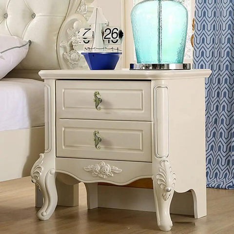 White dresser with dope seahorse style zinc alloy cabinet pull handle in matte black, modern furniture hardware for drawers and doors.