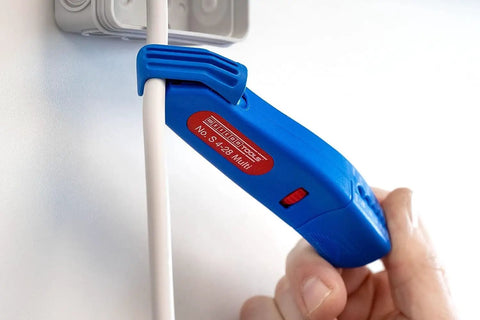 Cable Stripper No S 4 To 28 Multi With Integrated Stripping Function And Adjustable Cutting Depth For Round Cables 4 To 28 mm Diameter High Safety Easy Grip Tool For Precise Smooth Stripping