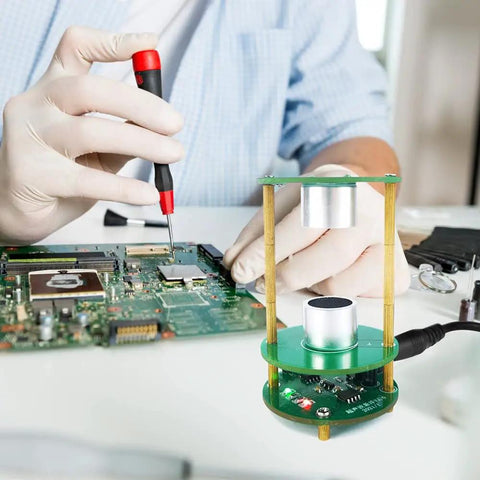 Cool Hands On Levitation Kit With Ultrasonic Standing Wave Controller Soldering Learning Pack Mini Acoustic Levitator in use