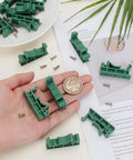 Heavy Duty 20 Pack C45 DIN Rail PCB Mounting Bracket Clips For 35mm Or 15mm Circuit Boards Carrier Holders in hand with screws