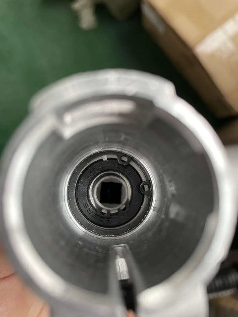 Close-up of Replacement Gearbox Assembly Fits Husqvarna 125L 125LD 125LDX 125R 125RJ 128L 128LD 128LDX 128R 128RJ 128DJX