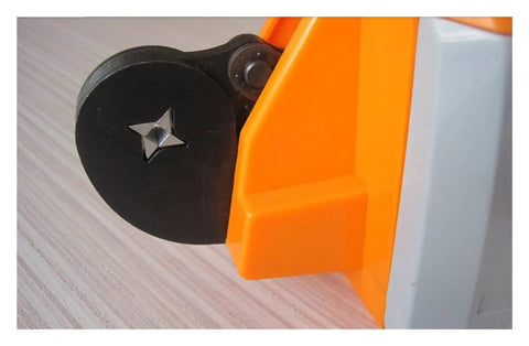 Close-up of the black die feature of the Heavy Duty Pneumatic Crimping Tool For Wires 0 08 To 6 Sqmm with star-shaped punch.