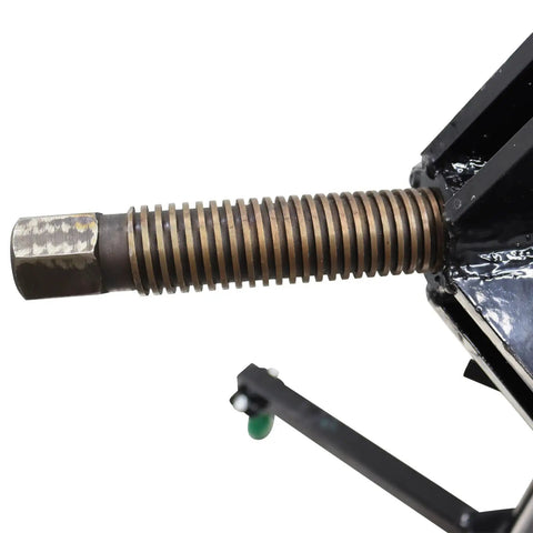 Heavy Duty Three Jaw Brake Drum Puller Remover Tool Kit For Car And Truck Repair Fix Ups close-up of jack screw with threaded design.