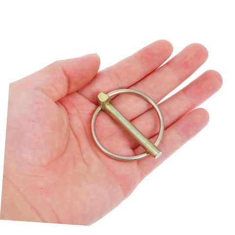 8 Piece Heavy Duty Lynch Pins With Rings Kit For Trailers Trucks Mowers And Machinery Durable Galvanized Locking Pins For Secure Equipment Versatile Assortment Easy Carry And Storage, zinc-plated steel pin in hand