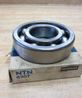 6307 C3 Single Row Radial Ball Bearing 35X80X21MM Open Design visible on its packaging, showcasing shiny metal and ball design.
