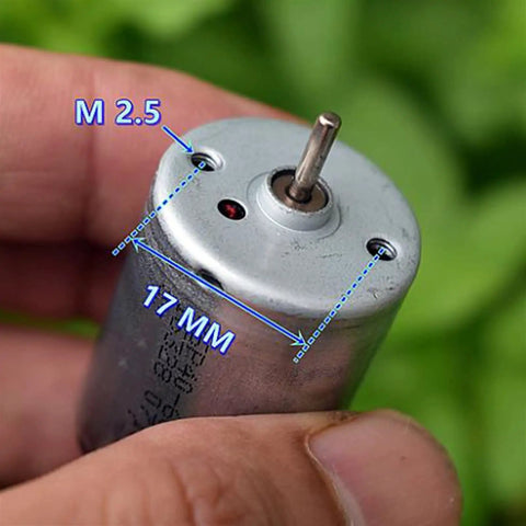 Dual Output Shaft DC Motor With Carbon Brush Dope Mini Precision for DIY RC cars toys, close-up of 2mm shaft and dimensions.