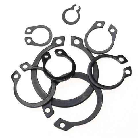 Assorted black snap rings from 100 160 200 Piece External Retaining Rings Kit With C Clip Washers And Internal Circlips Carbon Steel M6 To M25