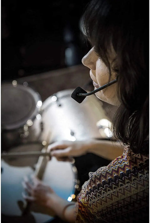 PGA31-TQG Wireless Headworn Condenser Microphone With Cardioid Pattern, Secure Gooseneck Headset Fit, Detailed Crisp Vocals, Noise Rejection, High Gain Before Feedback, Gig-Ready For Live Performances And Speaking Gigs on singer