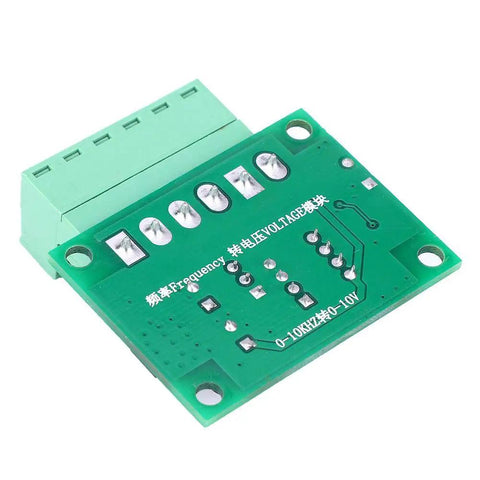 0-200Hz To 0-5V Frequency To Voltage Converter Module Digital To Analog Converter For DIY Electronics Fast 0.3-0.5 Second Response F/V Conversion Kit Inverter Ready Plug And Play Go-To Lab Pick, green circuit board front view
