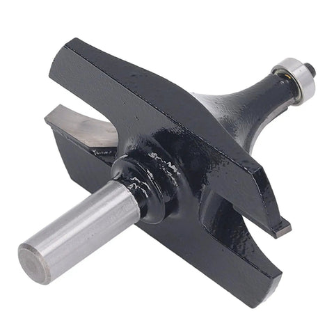 Cool Roundover Router Bit With Razor Sharp Tungsten Carbide Tips And Serious Anti Kickback Safety For Smooth Hardwood Cutting And Plywood Trimming Jobs, close-up view of router bit with 1/2 inch shank.