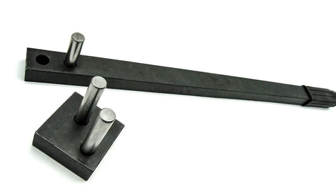 Heavy Duty Manual Rod Bender For 3/8 Inch Rods Or 1/4 Flat Steel, Bench Vise Mount, tool components on white background