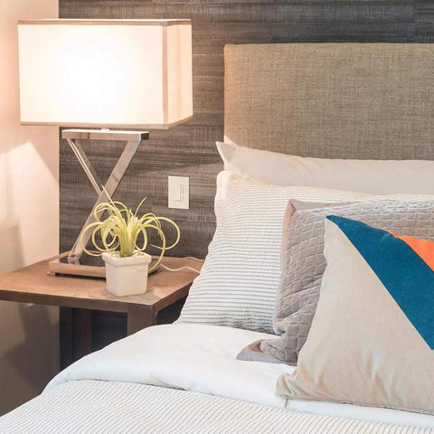 Bedroom nightstand with lamp and smart In-Wall Accessory Dimmer For Smart Home Lighting Easy Wall Dimmer Switch For A Single Fixture Or Whole Room