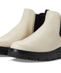 Nouvelle Hydromax Water Resistant Limestone Leather Sneaker Size 9 To 9.5 Built For All Day Comfort With FluidForm Seamless Construction
