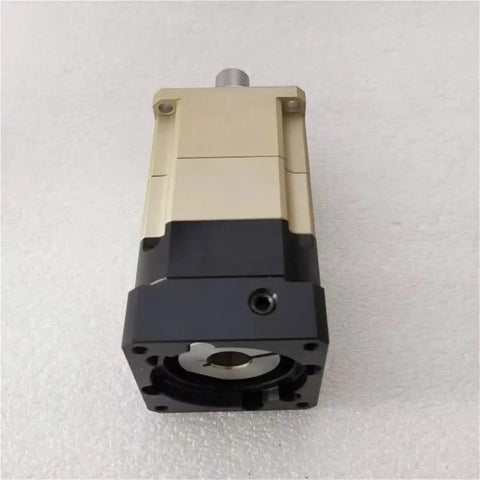 Top Notch High Precision Servo Motor Gearbox Featuring A Two Stage Planetary Gear Reducer Designed For Heavy Duty Automation Rigs