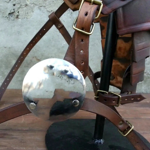 Single Shoulder Pauldron Armor In PU Leather Medieval Viking Gladiator Style With Rivet Detailing For Cosplay LARP And Stage Battles