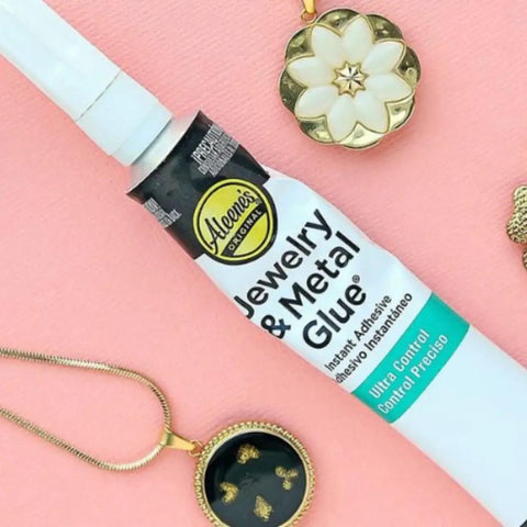 No Drip Instant Jewelry Glue Waterproof Adhesive Mess Free For Repairing Necklaces, Bracelets, And Earrings, Strong Bond For Quick Fixes
