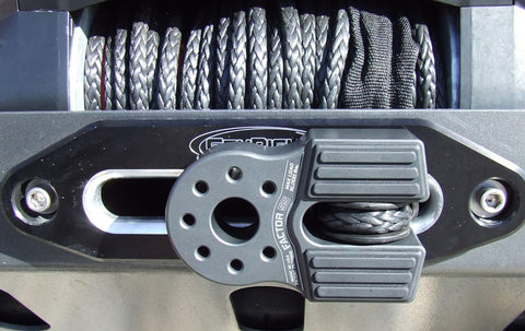 FlatLink Folding Winch Shackle Bracket For Off Road 4x4s, Low Profile Mount, black synthetic rope, close-up view on winch