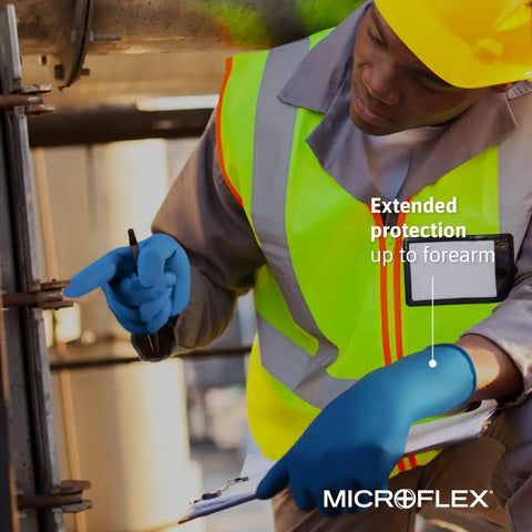 Person wearing Heavy Duty Latex Gloves With Extended Beaded Cuff Ambidextrous Blue Disposable Large Size for forearm protection