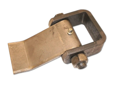 Heavy Duty Trailer Door Hinges 2 Pack For Truck Doors And Dump Trailers Strap Style Greaseable Weld On Hinges close-up view