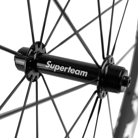 Hub detail of Dual Depth 50 And 25mm UD Matte Finish 700C Carbon Wheelset Clincher For Road Bikes With Toray T700 Rim Basalt Brake Surface Shimano 8 9 10 11 Speed Cassette Body EN Quality Tested 2 Year Warranty White.