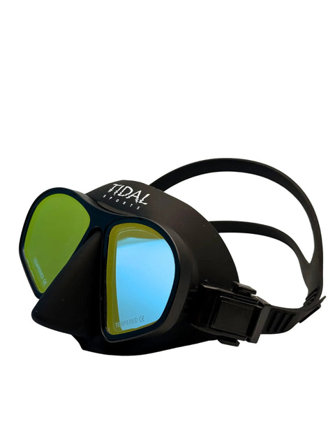 Aluma Pro Freedive Mask With Dope Anti Fog Technology, Ultra Low Volume For Freediving Snorkeling And Scuba, Black With Tinted Lens