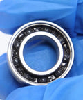 Awesome 63800 Hybrid Ceramic Ball Bearings With Si3N4 Balls Super Smooth ABEC-1 Performance For Spindles 10X19X7mm close-up view