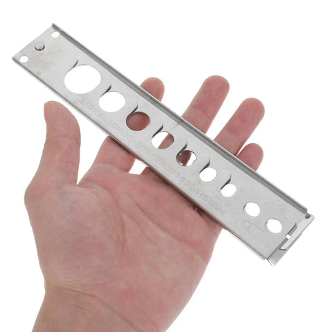 Heavy Duty Pneumatic Lockout Clamp Bulletproof Stainless Steel Quick Disconnect Air Hose Safety Lock for Industrial Manufacturing held in hand