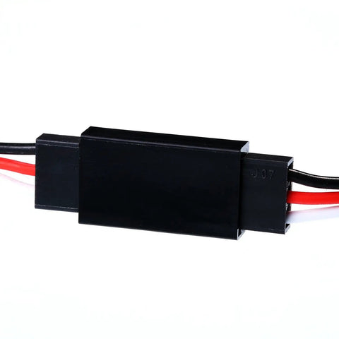 Close-up of black connector in 20 Piece 3 Pin Servo Extension Cables Female To Male RC Wiring Kit For Control Board And Remote Five Lengths