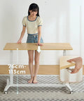 Electric Sit Stand Desk Offering Smooth Height Adjustment, Mobile Rolling Computer Workstation For Home Office, Ergonomic Lift Table 76cm-113cm with user adjusting height.