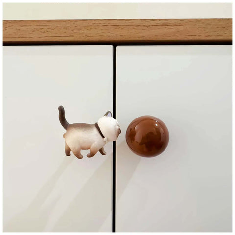 Cute Cat And Ball Drawer Knob Set For Cabinets And Drawers With 22mm Mounting Screws And 45mm Shearable Screws