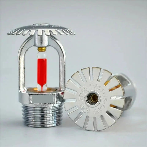 Single Unit Half Inch Dn15 Brass Pendent Fire Sprinkler Head Heavy Duty Fire Suppression Gear with 68 Degree Thermal Trigger visible from the front.