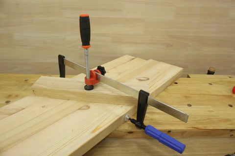 Edge Clamp Extension Tool For Woodworking Quick Fixes And Clamping, Durable Steel Body, Fits Clamp Rails Up To 15mm Thickness, Easy One Person Setup For Jigs, Router Tables, And Workbenches, Smooth Sliding And Strong Grip, clamping wood boards