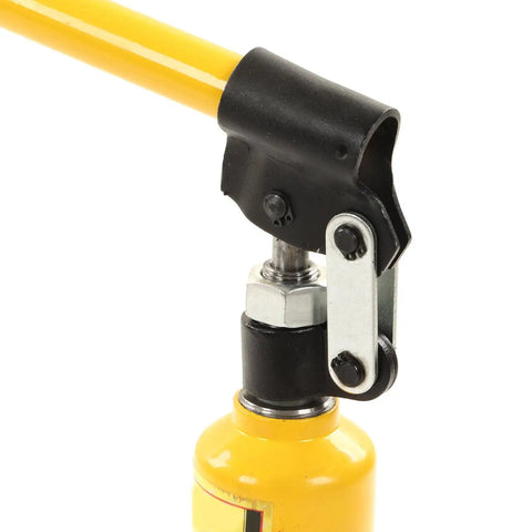 Close-up of the mechanism on Heavy Duty 5 Ton Hydraulic Gear Puller Rock Solid Three Jaw Wheel Bearing Extractor.