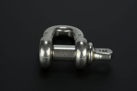 Rock Solid 1/2 Inch Chain Shackle Clevis Bow Ring Forged From Saltwater Proof 316 Stainless Steel For Heavy Duty Sailboat Rigging And Bulletproof Moused Pin Setup, close-up view.