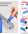 Ratchet pipe cutter (blue) for PVC/Cu/plastic pipes; compact 2-in-1 tool with replaceable blades.