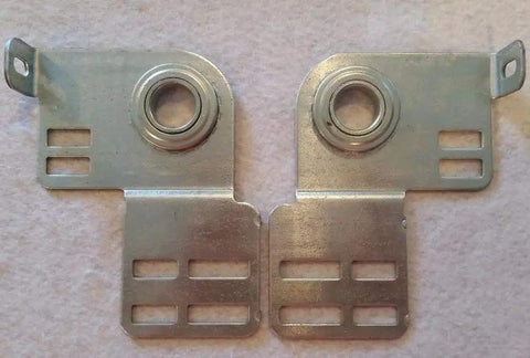 Beast Mode Heavy Duty Garage Door Bearing End Plate Brackets, Universal Residential Fit, 800 Lb Load Rating, Smooth Left And Right Replacement Pair, 3 3/8 In Mount, 1 In Bore, Solid 12 Ga Steel Gear