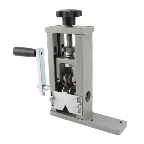 Sonew Dual Mode Electric Wire Stripper Hand Crank And Drill Powered Tool Automatic Copper Cable Stripping Machine close-up view of the tool mechanism.