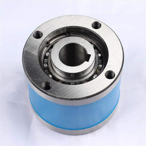 Straight Shot Heavy Duty Wedge Type One Way Clutch Steel Overrunning Backstop Assembly 25 By 90 By 50 Millimeters steel clutch close-up.