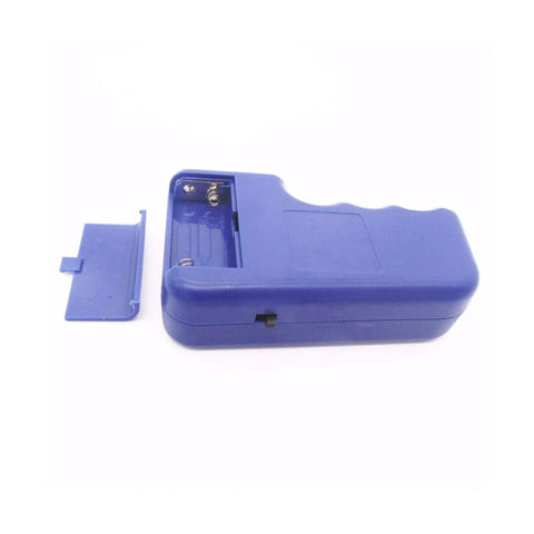 Open battery compartment of Handheld 125kHz RFID Copier And Duplicator For T5577 And EM4305 Cards Easy Read Write Duplication