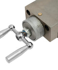 Universal AT300 Lathe Tool Post Assembly With 360 Degree Rotatable Tool Table showing close-up of adjustment handle