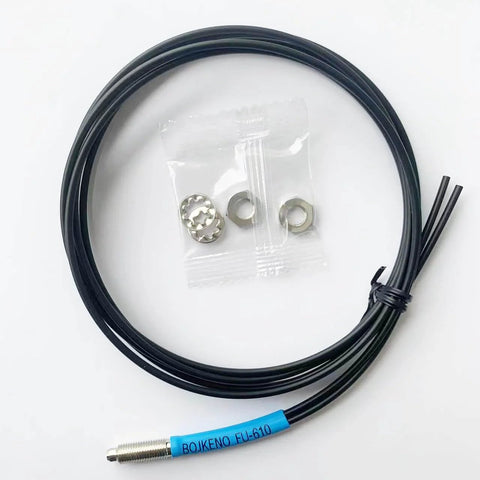 FU610 Fiber Optic Sensor for Diffuse Reflective Digital Sensing, 1-meter cable, M6 probe, black color, with accessories