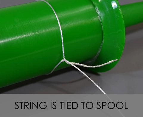 Long Reach 500 Foot Kite Line Spool With 50 Lb Twisted Polyester showing line tied to green spool
