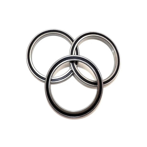 Three S6800-2RS Deep Groove Ball Bearing 10x19x5mm ABEC-5, stainless steel with double rubber cover, displayed on a white background.