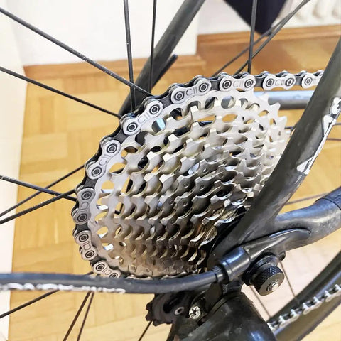 Ultralight 11 Speed Road Bike Cassette 11-34T HG Freehub Compatible With Shimano And SRAM on rear wheel