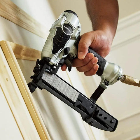 Using Narrow Crown Finish Stapler For Finishing And Cabinetry, 18 Gauge Pneumatic Nail Gun on wood project