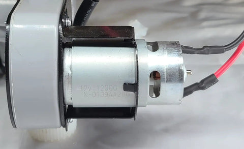 Close-up of Pair 12V Gearbox And Motor For Motion T And Action W Left And Right Fits Yamaha Raptor 700R ATV Honda Talon UTV